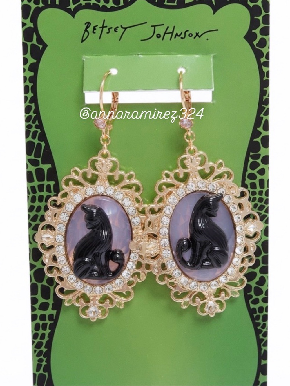 NWT ⚜️🖤⚜️ Betsey Johnson Halloween Black Cat Cameo Drop Earrings